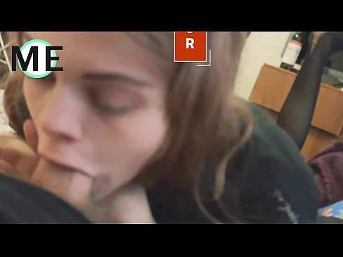 ❤️ Grlo kurac, raztrgane hlačne nogavice in raztrgane pete lepo spoznati ️ Pravi pornič pri nas